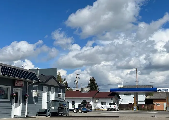 West Castle Motel