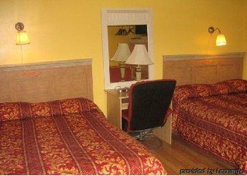 West Castle Motel Pincher Creek